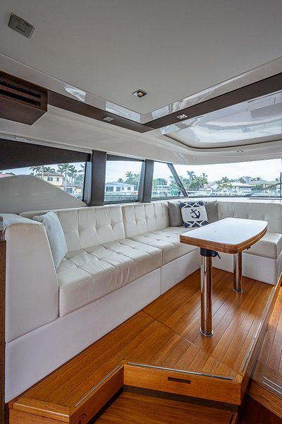 2015 Tiara Yachts C44 Coupe