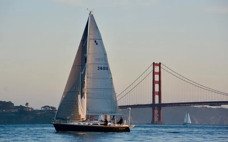 Escapade Yacht Photos Pics 