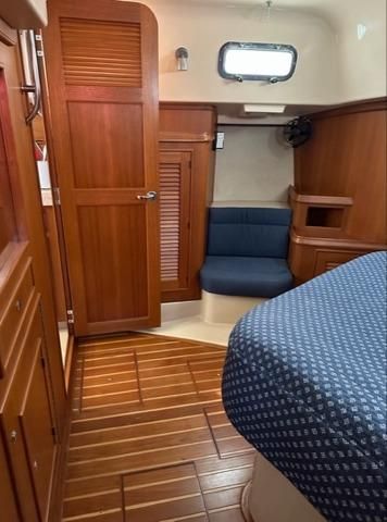 2005 Island Packet 45 