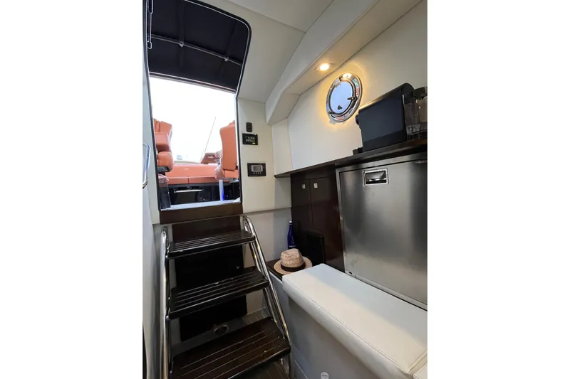  Yacht Photos Pics Interior of 2022 Cruisers Yachts 338 South Beach Edition Bow Rider, featuring sleek design and amenities.