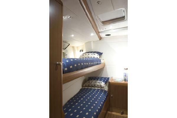 2004 Solaris 76 
