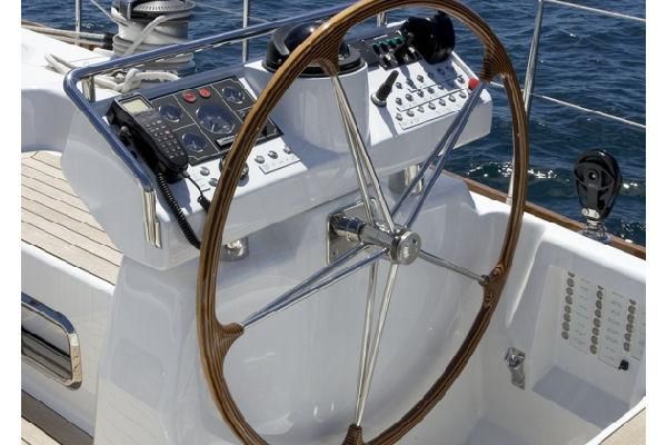 2004 Solaris 76 