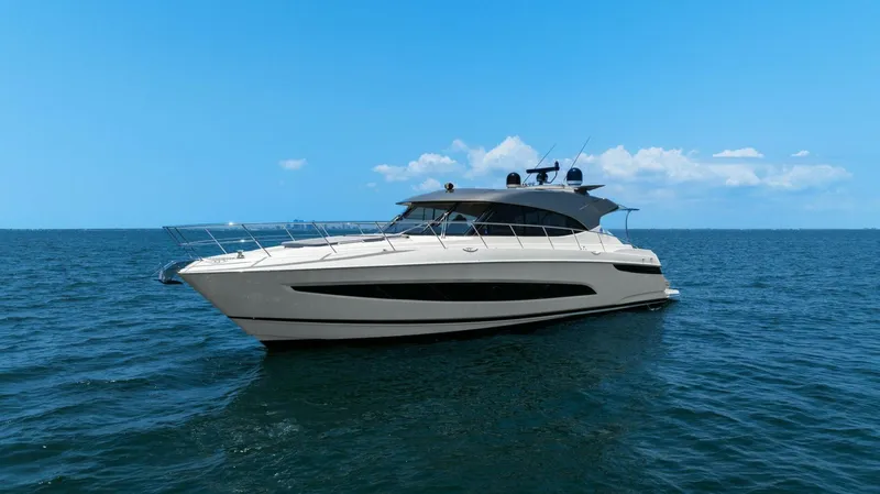 Gia Yacht Photos Pics 