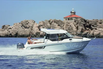 Jeanneau NC 795