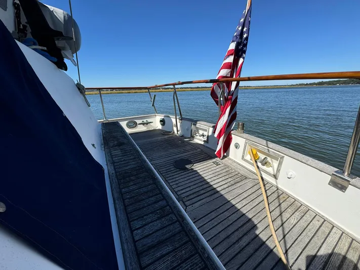 Maggie C Yacht Photos Pics 