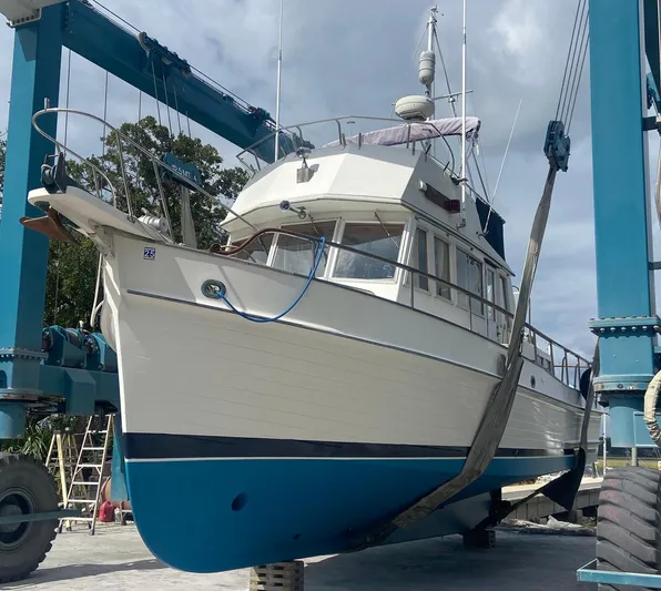 Maggie C Yacht Photos Pics 