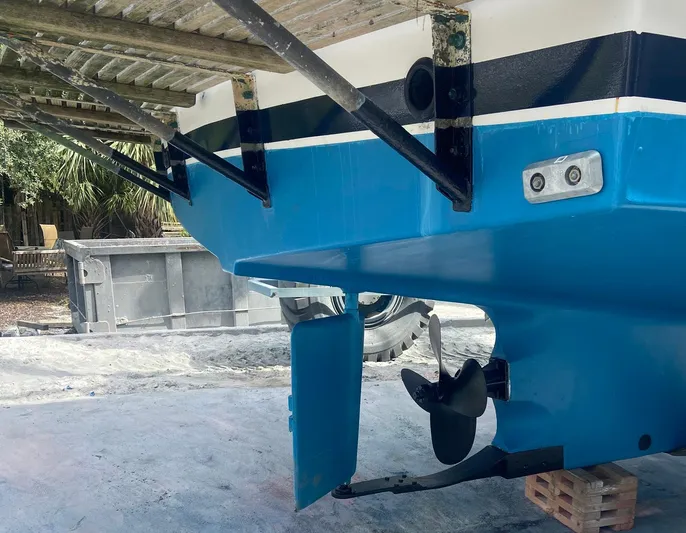 Maggie C Yacht Photos Pics 