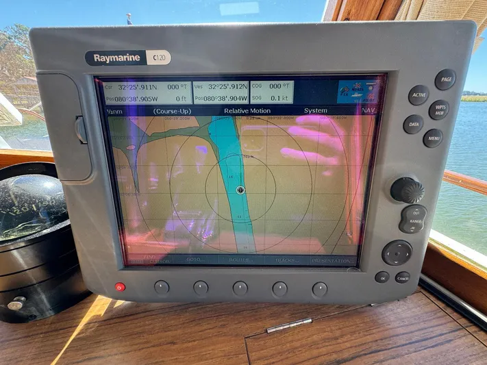 Maggie C Yacht Photos Pics 