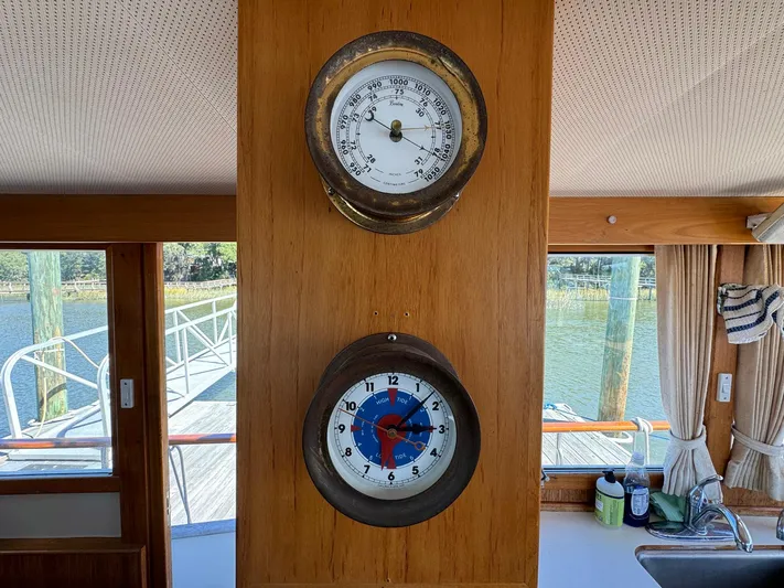 Maggie C Yacht Photos Pics 