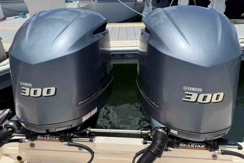  Yacht Photos Pics Twin Yamaha 300 outboard engines on a 2020 Grady-White Canyon 306 boat.