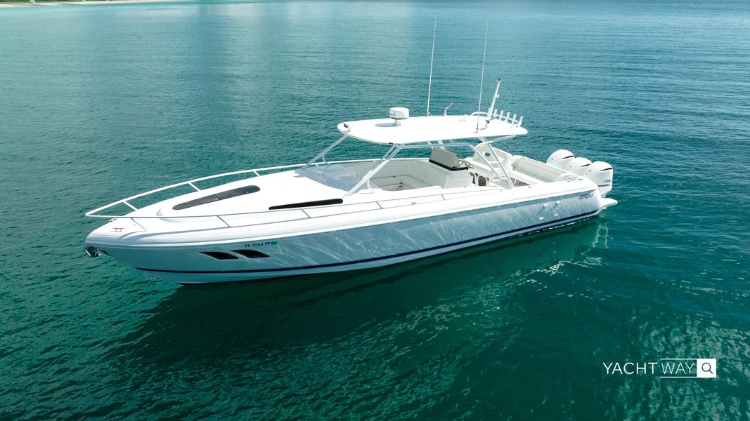 2014 Intrepid 400 Cuddy