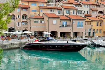2000 Sunseeker Predator 58