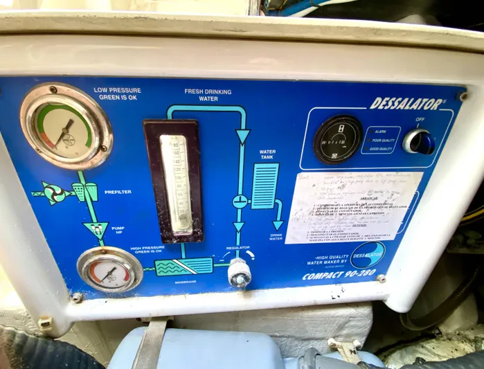 Rock N' No Roll Yacht Photos Pics 