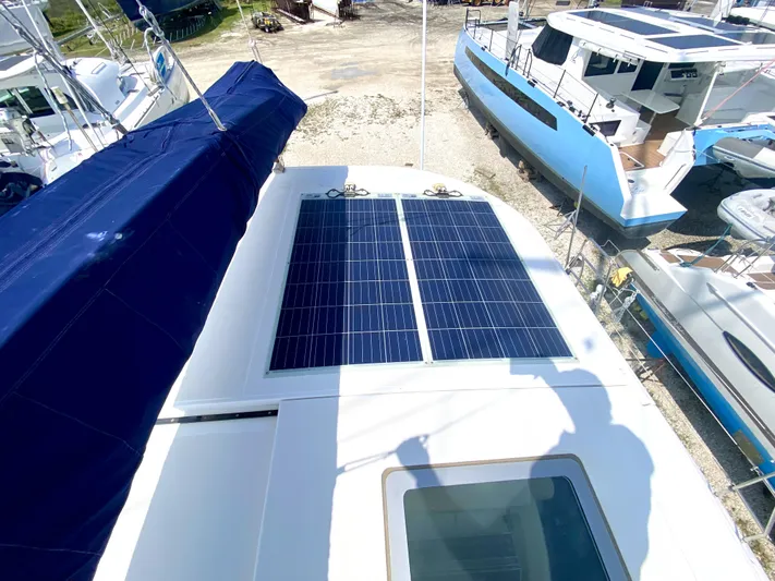 Rock N' No Roll Yacht Photos Pics 