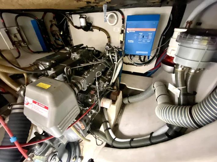 Rock N' No Roll Yacht Photos Pics 