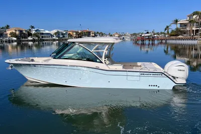 Grady-White Freedom 325