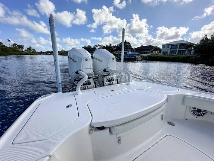 Killin Time Yacht Photos Pics 