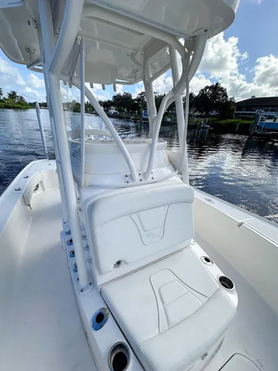 Killin Time Yacht Photos Pics 