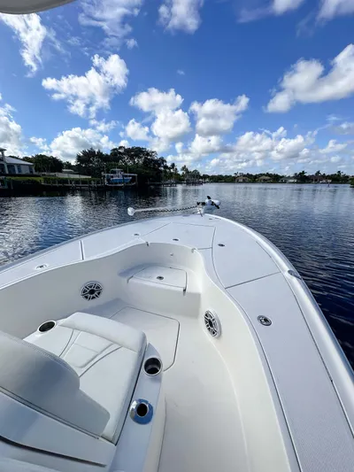 Killin Time Yacht Photos Pics 