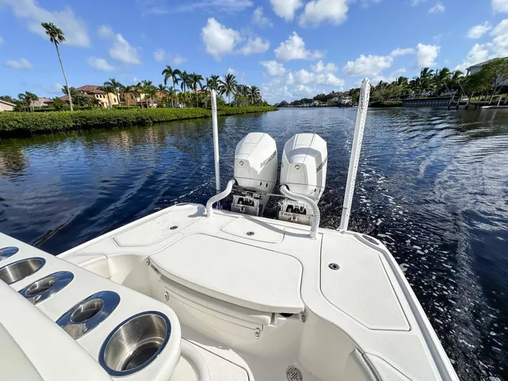 Killin Time Yacht Photos Pics 