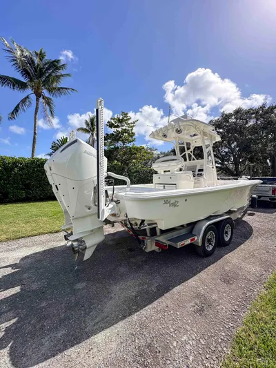 Killin Time Yacht Photos Pics 