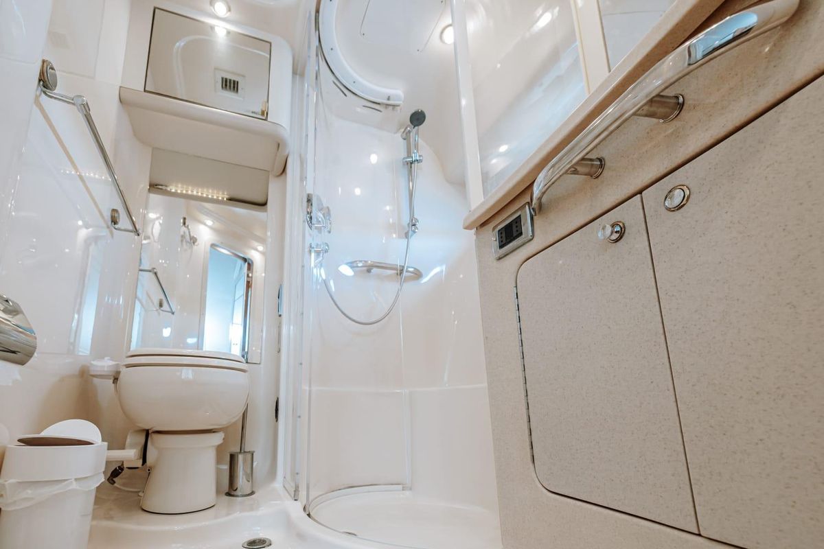 2002 Sea Ray 55 