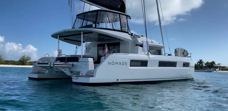 NÔmade Yacht Photos Pics 