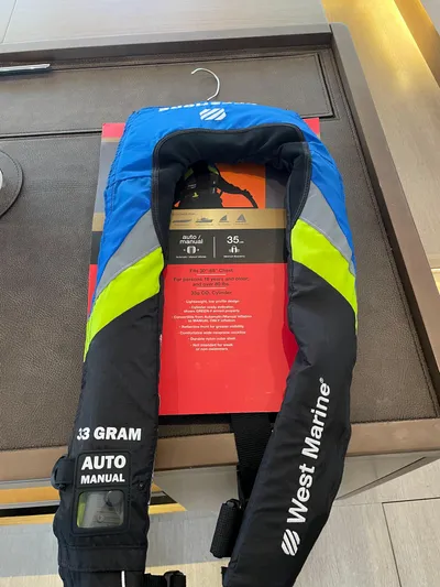 N&Ocirc;made Yacht Photos Pics 