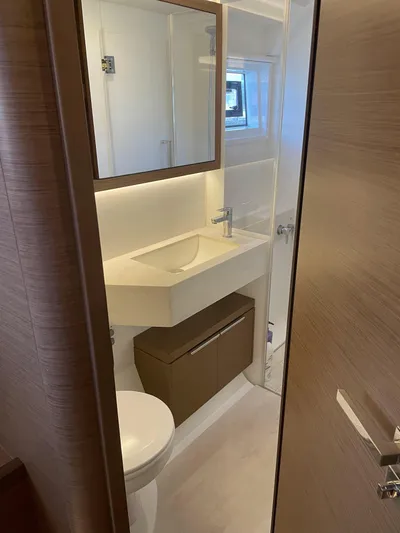 N&Ocirc;made Yacht Photos Pics 