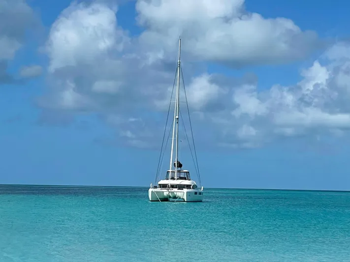 N&Ocirc;made Yacht Photos Pics 