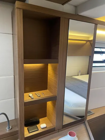 N&Ocirc;made Yacht Photos Pics 