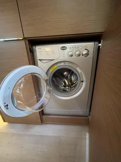 N&Ocirc;made Yacht Photos Pics 