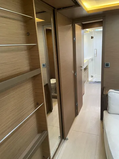 N&Ocirc;made Yacht Photos Pics 