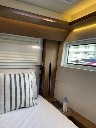 N&Ocirc;made Yacht Photos Pics 