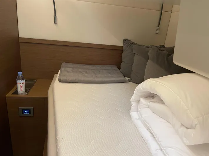 N&Ocirc;made Yacht Photos Pics 