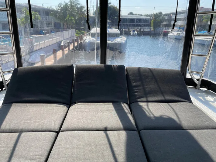 N&Ocirc;made Yacht Photos Pics 