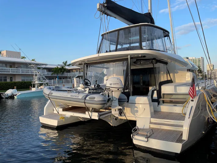 NÔmade Yacht Photos Pics 