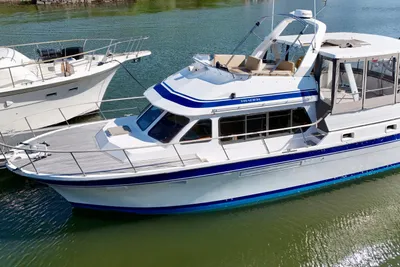 1990 Trader 41 + 2 Sundeck
