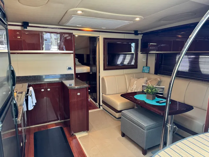 With E's Yacht Photos Pics 