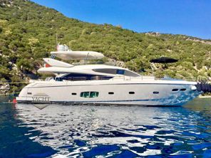 2014 Sunseeker 80 Yacht