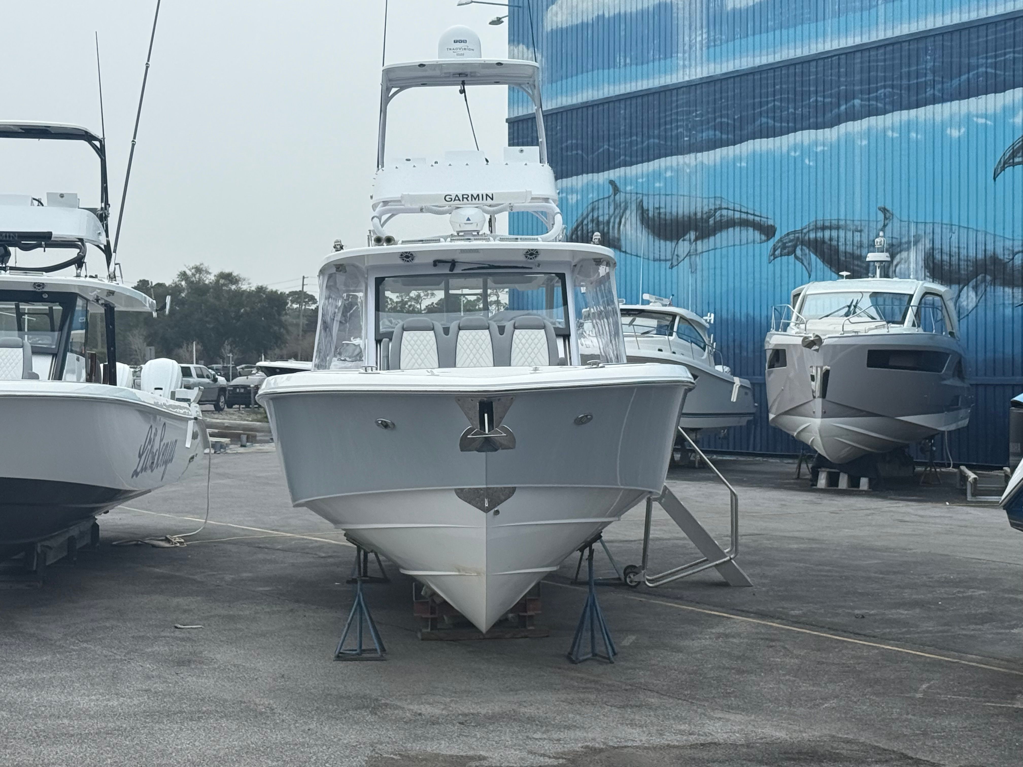 Everglades 455 Center Console