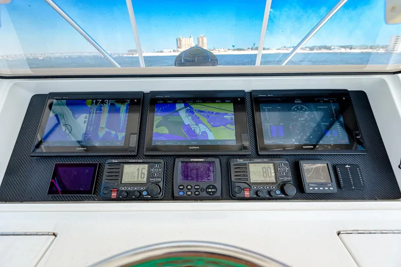 O'fishal Bizzness Yacht Photos Pics 2018 Viking 44 Convertible  Helm 11