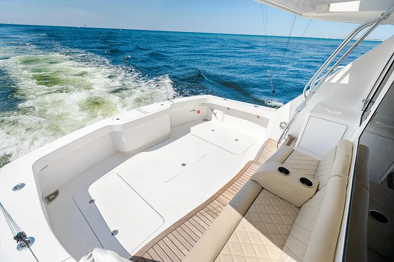 O'fishal Bizzness Yacht Photos Pics 2018 Viking 44 Convertible  Cockpit
