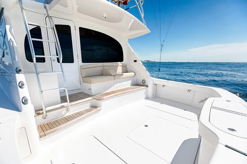O'fishal Bizzness Yacht Photos Pics 2018 Viking 44 Convertible  Cockpit 1