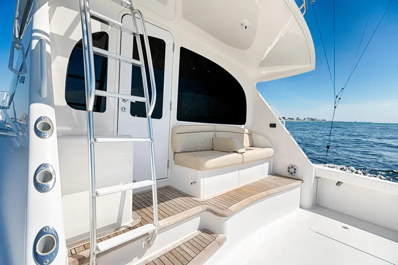 O'fishal Bizzness Yacht Photos Pics 2018 Viking 44 Convertible  Cockpit 2