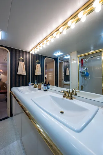 Mi Jule Yacht Photos Pics 