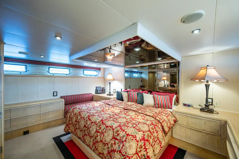 Mi Jule Yacht Photos Pics 