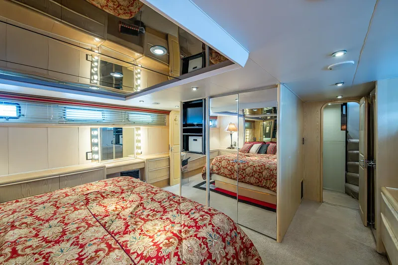 Mi Jule Yacht Photos Pics 