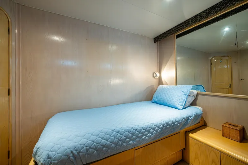 Mi Jule Yacht Photos Pics 