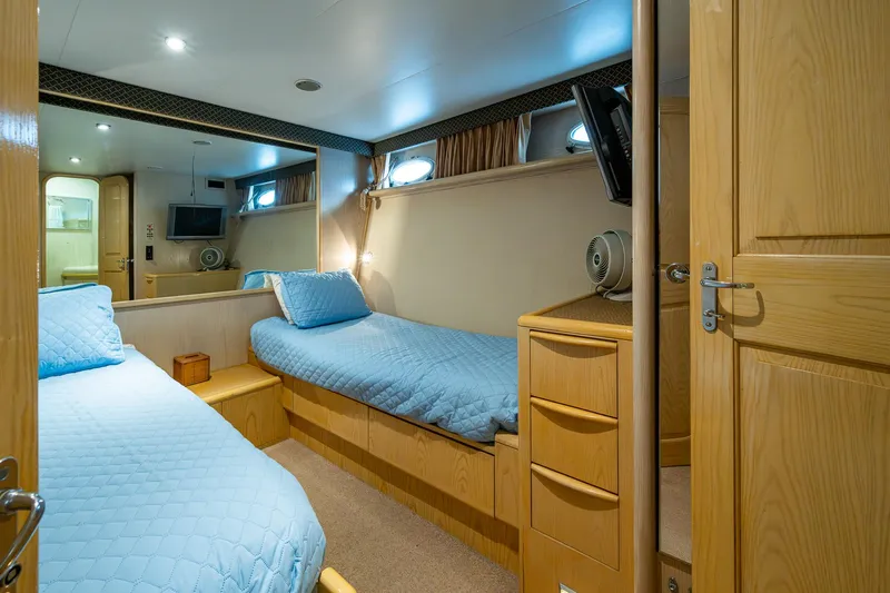 Mi Jule Yacht Photos Pics 